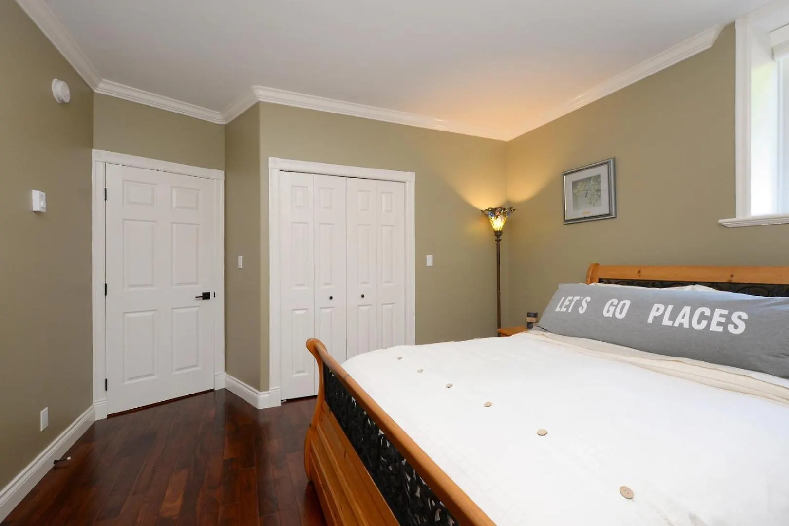 Semesterbostad Upscale Character Home With Luxurious Amenities Victoria
